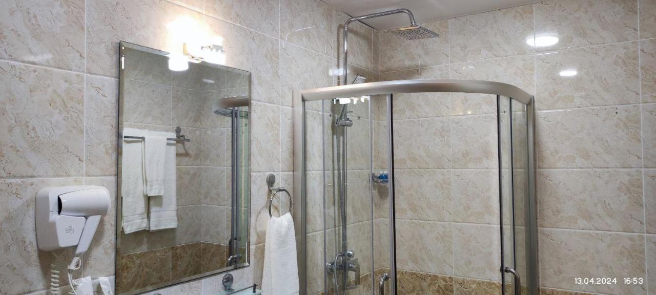 Bek Plus Hotel Takchilik Экстерьер фото