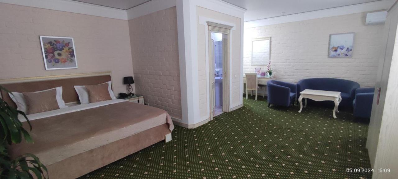 Bek Plus Hotel Takchilik Экстерьер фото