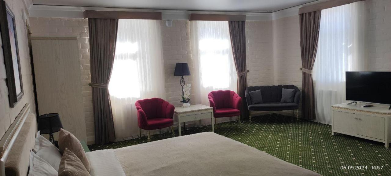 Bek Plus Hotel Takchilik Экстерьер фото