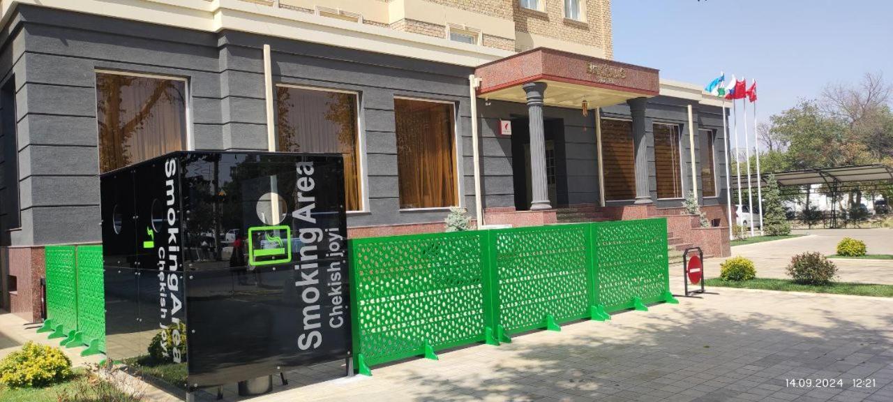 Bek Plus Hotel Takchilik Экстерьер фото