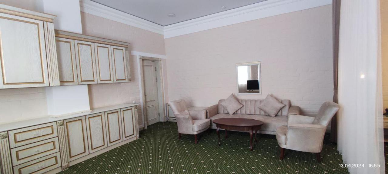 Bek Plus Hotel Takchilik Экстерьер фото