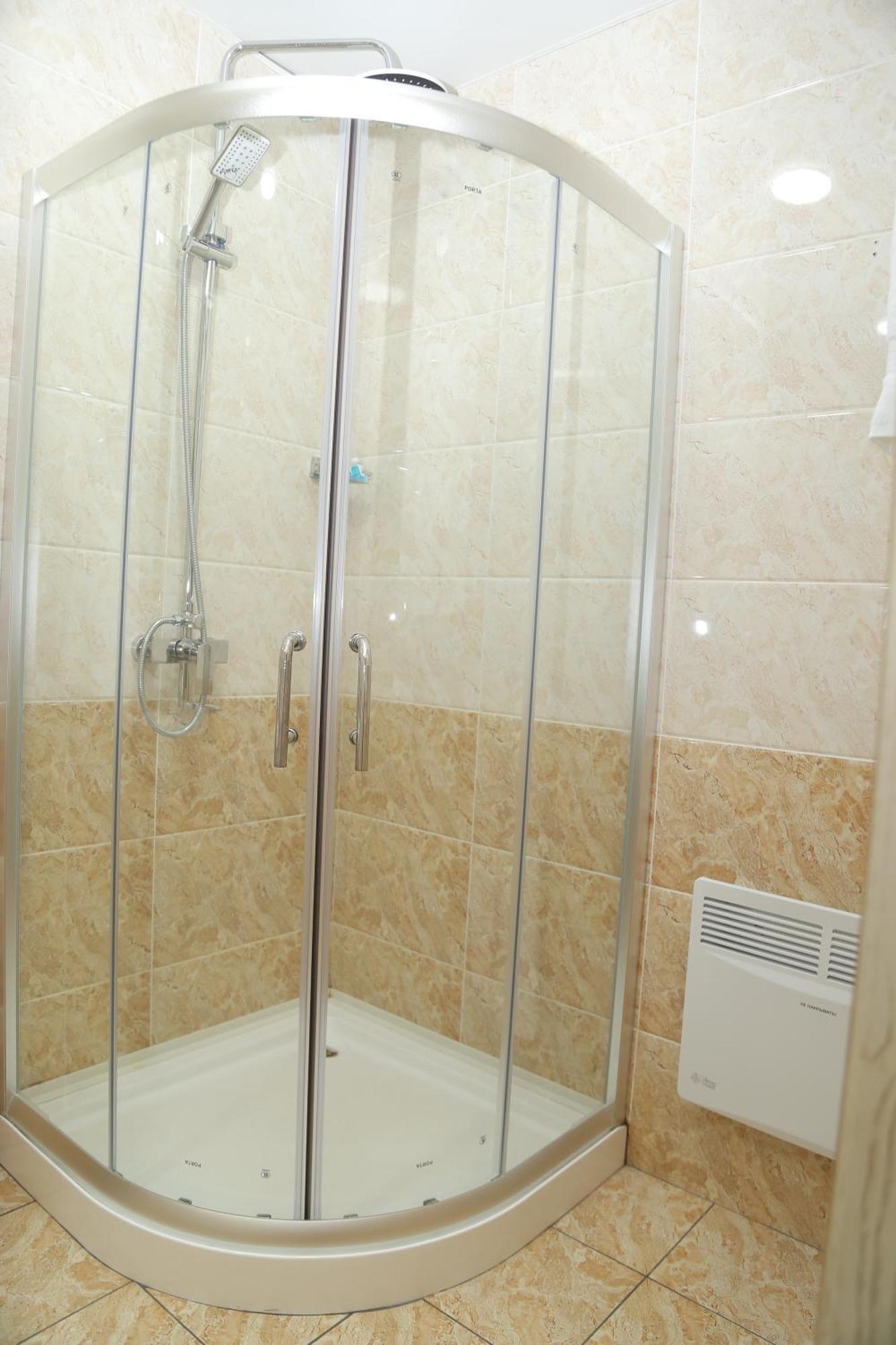 Bek Plus Hotel Takchilik Экстерьер фото
