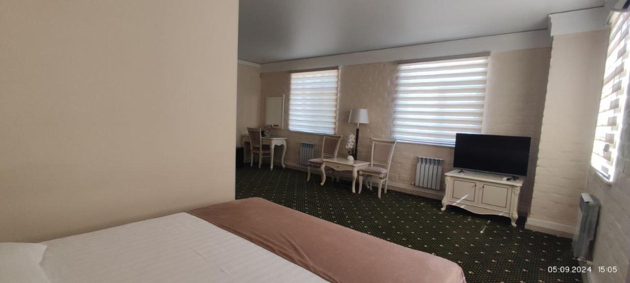 Bek Plus Hotel Takchilik Экстерьер фото