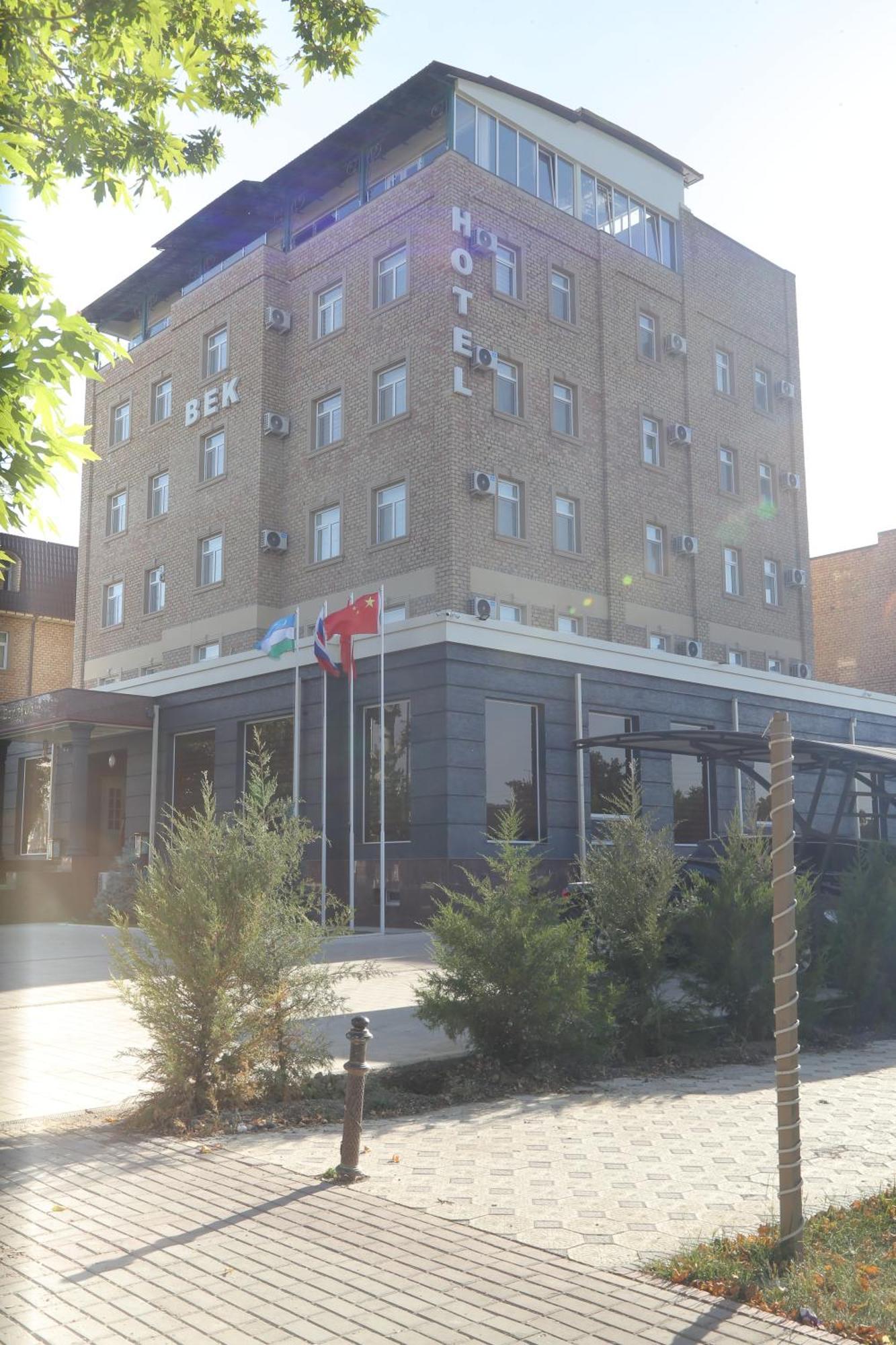 Bek Plus Hotel Takchilik Экстерьер фото